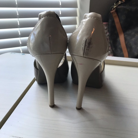 Nude Heels - Picture 3 of 5